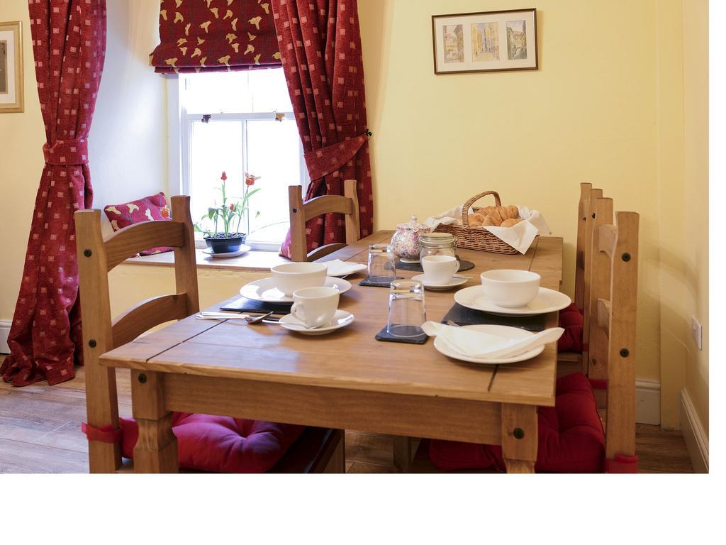Bed and Breakfast Steeple View Newport  Exteriér fotografie